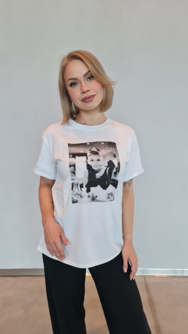 t särk accademia boutique audrey hepburn itaalia mood
